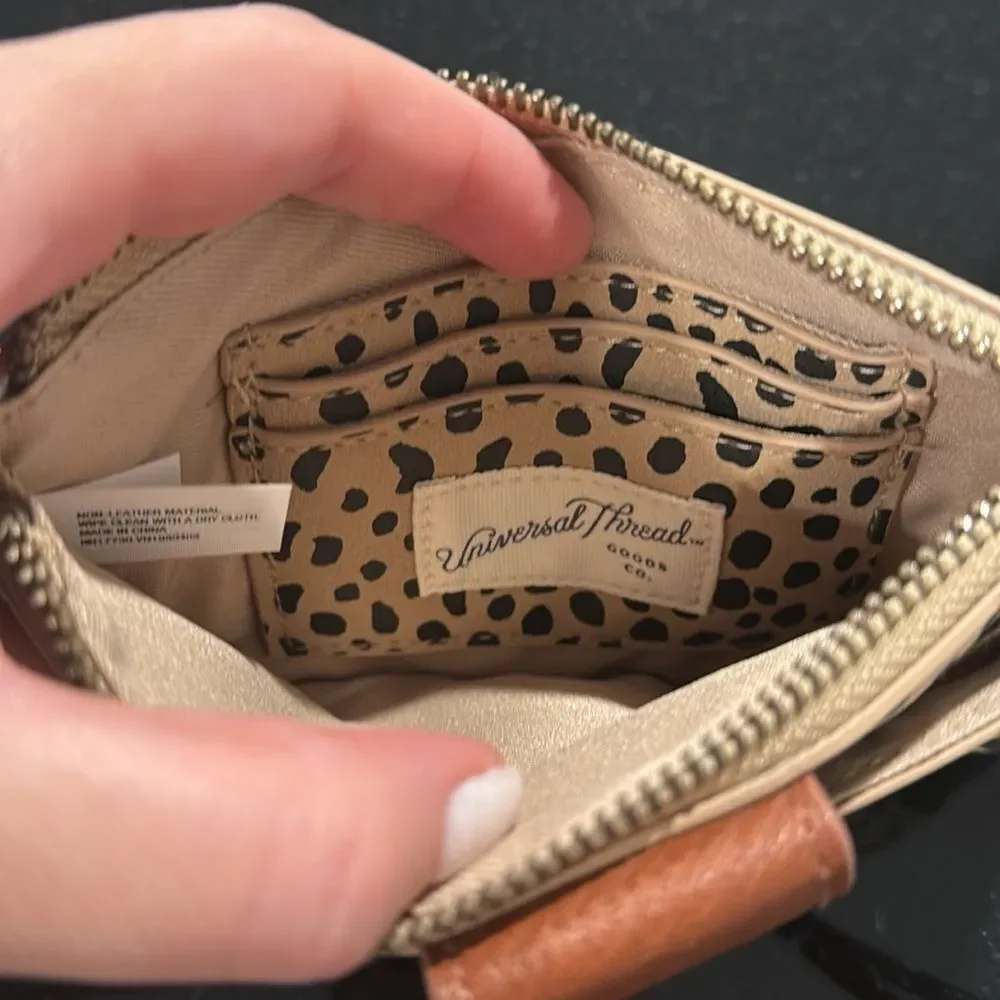 Chic Leopard Print Wristlet with Tan Accent
